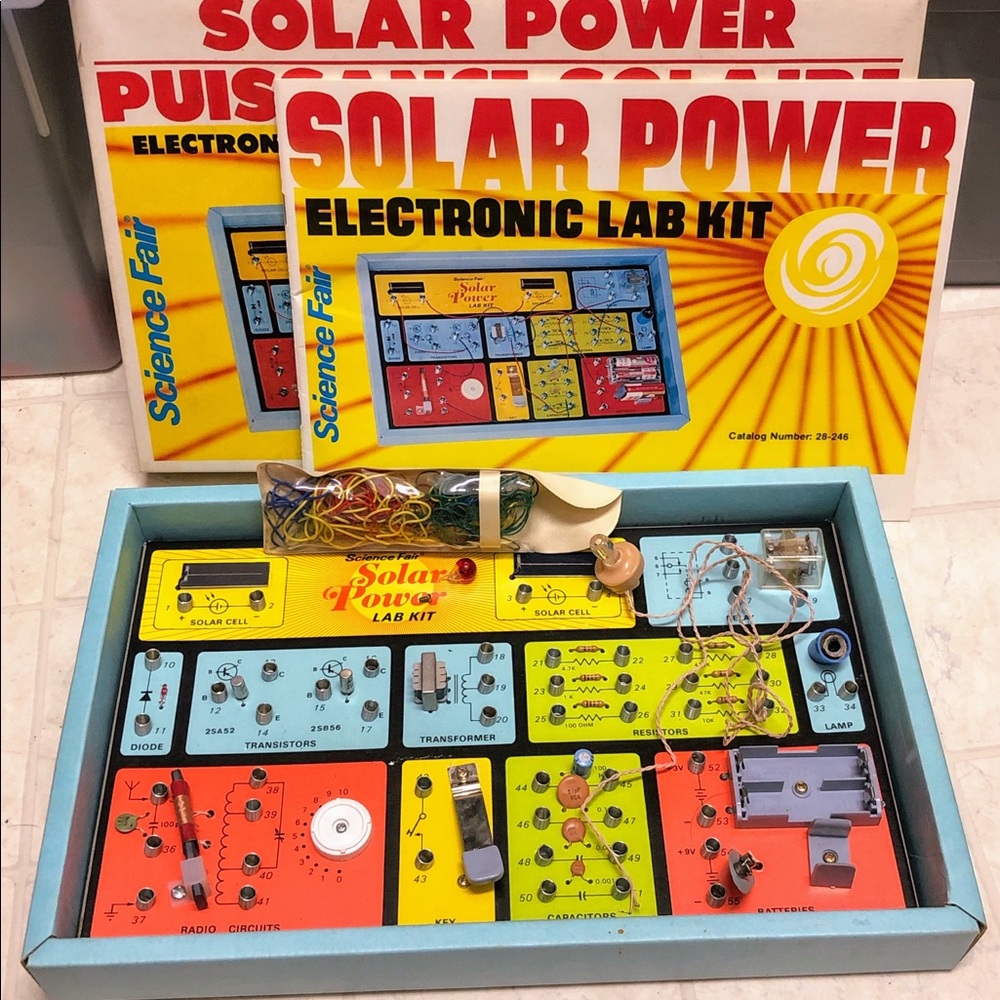 Vintage 1975 RADIO SHACK SCIENCE FAIR SOLAR POWER